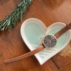 🌺 3 for $10🌺Brown and gold Charming Charlie watch